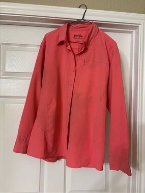 Bimini Bay Coral Button-Up fishing shirt
